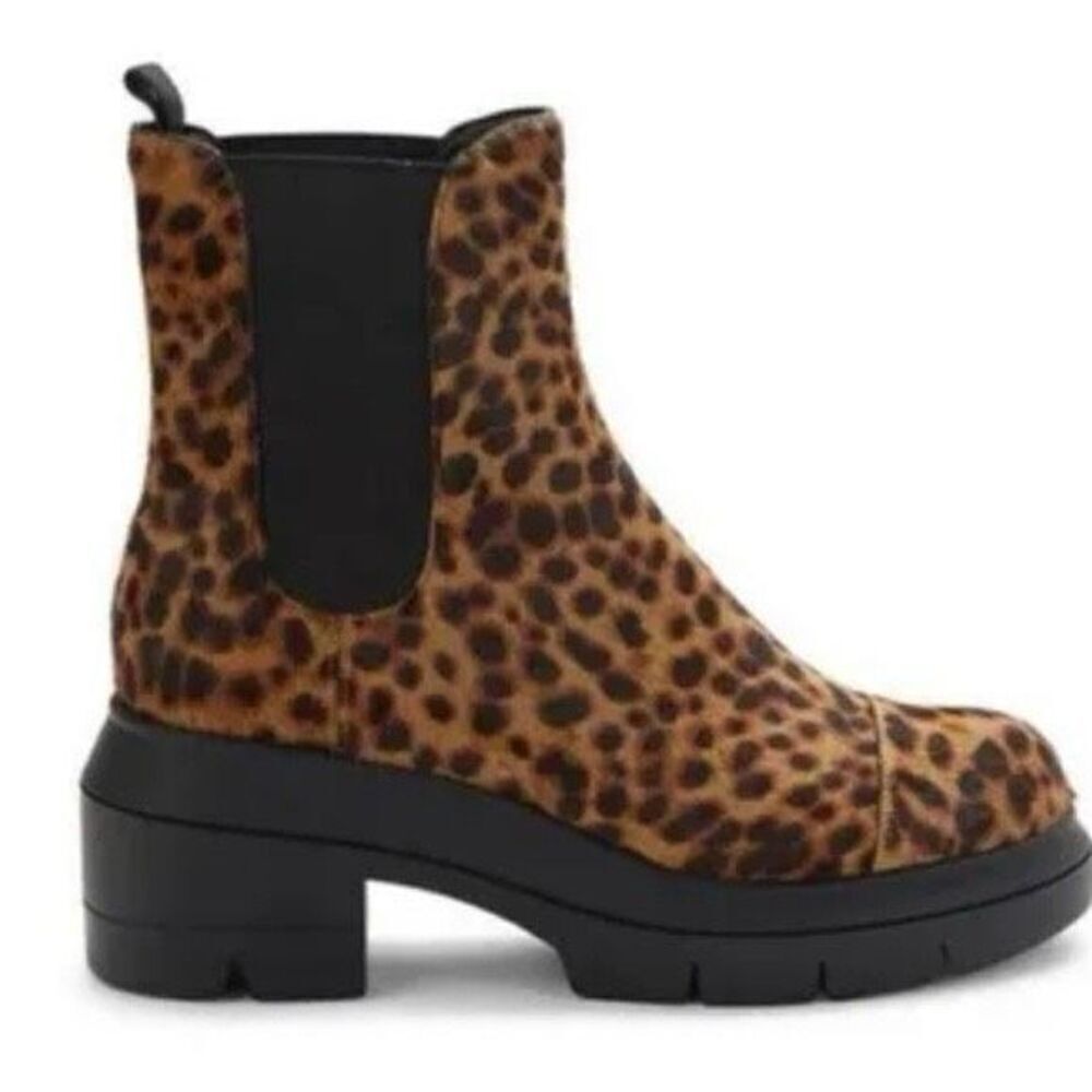 Stuart Weitzman Women's Norah Leopard Print Chelsea Bootie Tan‎ Black Size 7.5C